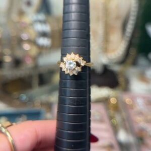 Elegant Gold and Silver Women's Ring